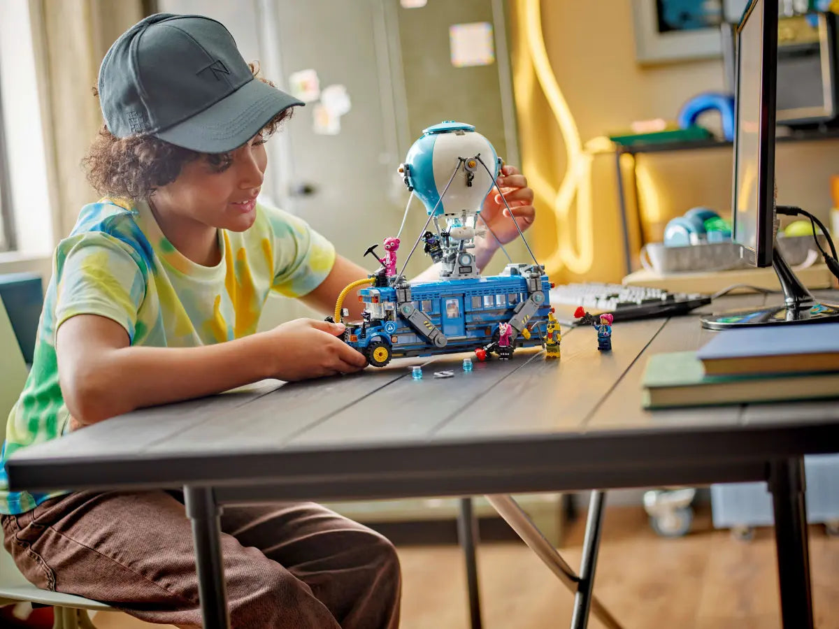 LEGO Fornite 77073 Autobus de batalla